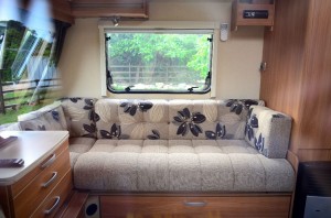 大嶼山特色露營車