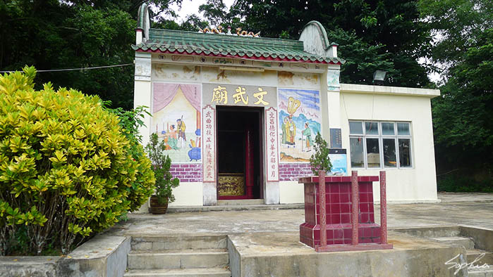 1443956508-2042789139