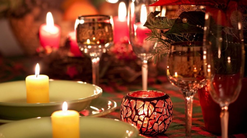 10832a-candle-light-dinner-high-quality-picture