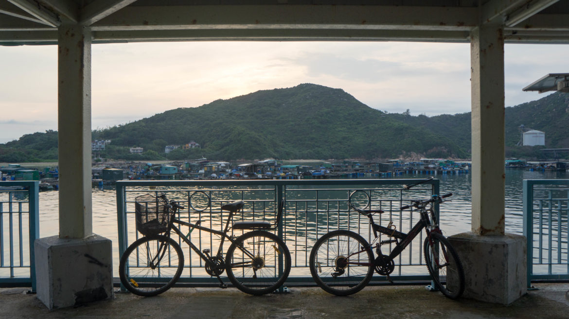 南丫島, 小食, 港式小食, 地道, 小店, 食店, 零食, 小食, 榕樹灣大街, 榕樹灣, 索罟灣, 榕樹灣民宿, 金卷食品, 鳳凰卷, 車仔麵, 蔡記小食, 建興亞婆豆腐花, 豆腐花, 亞婆豆腐花