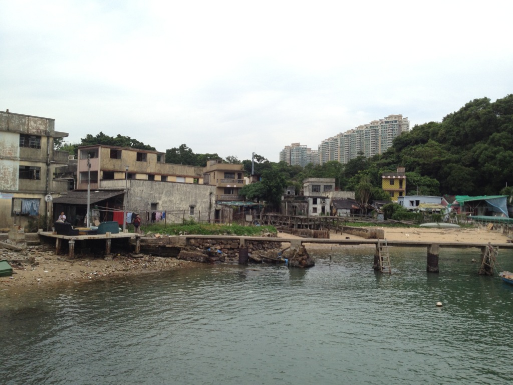 東涌行山徑, 民宿, 城市綠洲, 白芒村, 行山, 東涌, 行山徑, 大東山, 鳳凰山, 鳳凰徑, 奧運徑, 大嶼山, 東澳古道, 東梅古道, 沙螺灣, 沙螺灣村, 天壇大佛, 寶蓮寺, 心經簡林, 芒草, 自然, 山系男女, 深屈灣, 古村, 古樹, 梅窩, 大澳