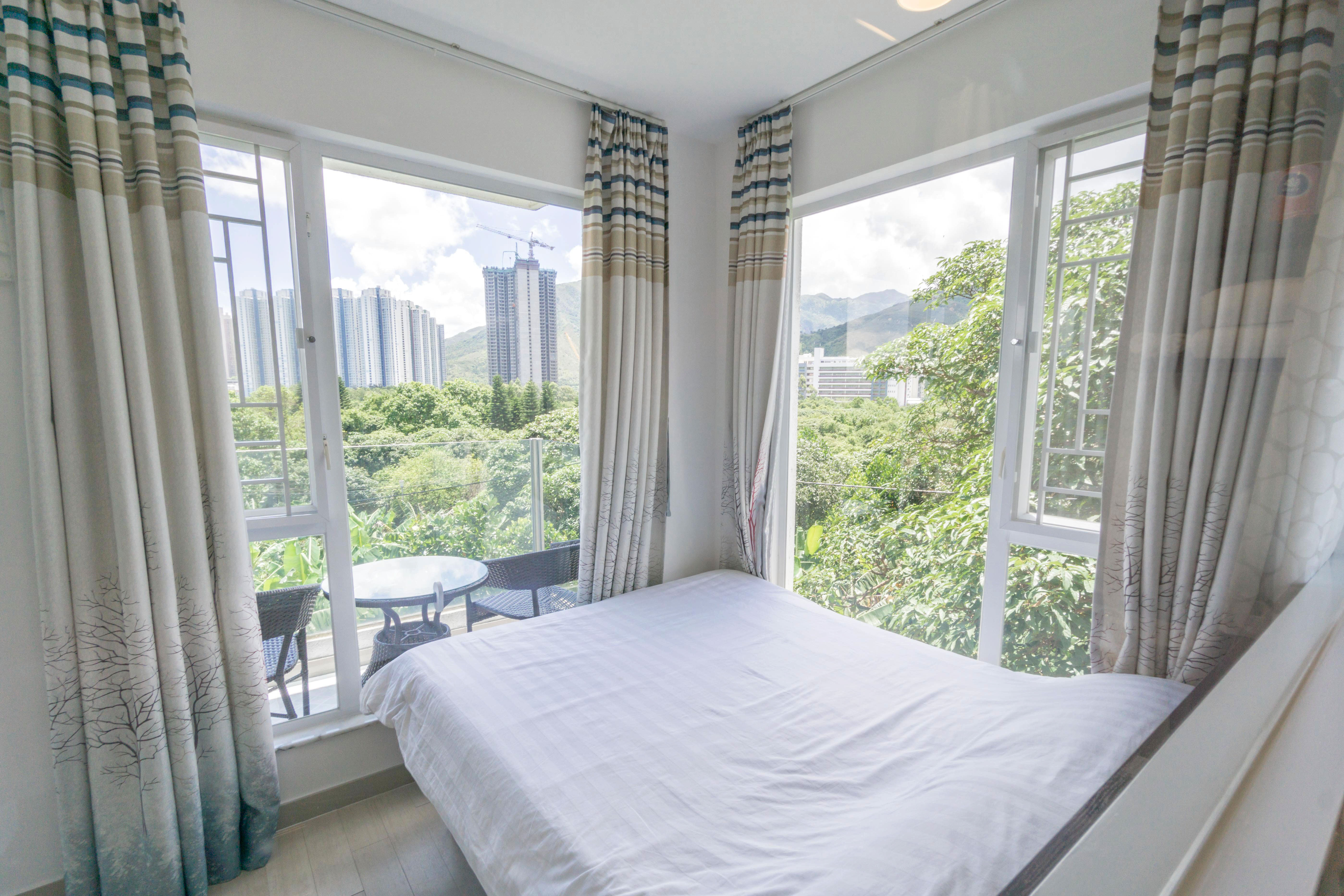 東涌民宿, 民宿, 城市綠洲民宿, 城市綠洲, 中華白海豚, 侯王宮, 地塘仔郊遊徑, 大嶼山, 大東山, 彈塗魚, 招潮蟹, 昂坪, 昂坪棧道, 東涌, 東澳古道, 機埸, 民宿, 沙螺灣, 濕地, 紅樹林, 纜車, 自然, 芒草, 觀星, 遠足, 鳳凰山, Holimood