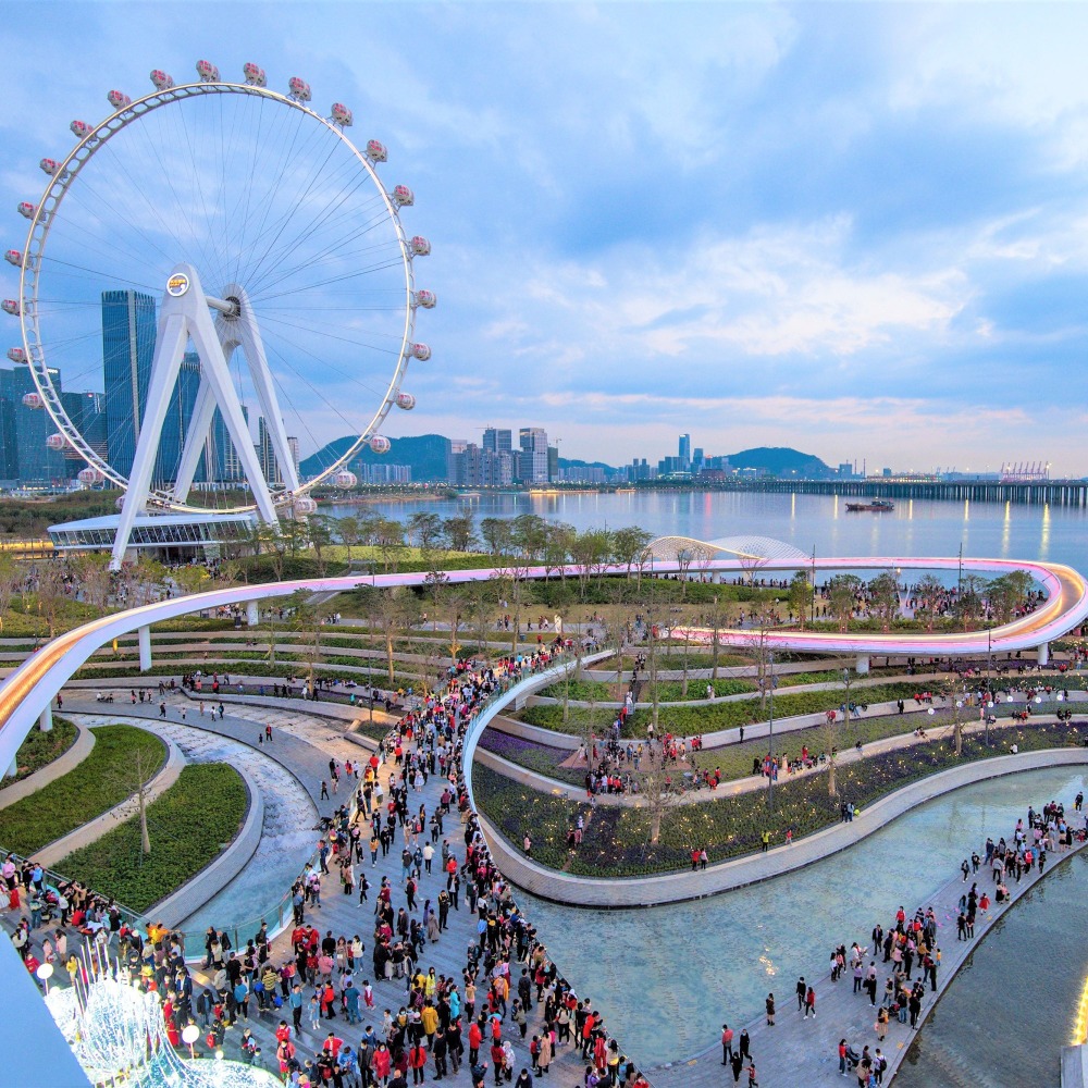 深圳歡樂港灣摩天輪與海濱公園