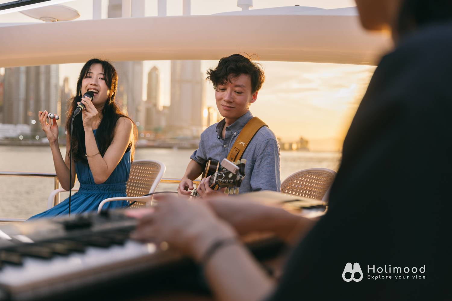 Holimood HK 【Starry Harbour Cruise】The Pinnacle of Luxury Yachting 4