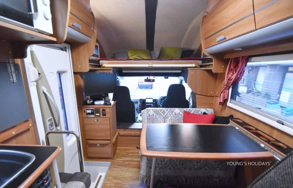 Young's Holidays - Diving Tours, Self-Drive Trips, Japan Campervans 【Tokyo】Japan 6ppl RV Caravan 24 hours Rental Experience(JOHR) 8