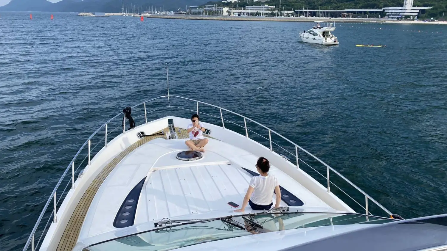 Holimood 州游 深圳大梅沙景區玩水!63尺高級遊艇水上活動任玩(可選動態/靜態體驗) 3