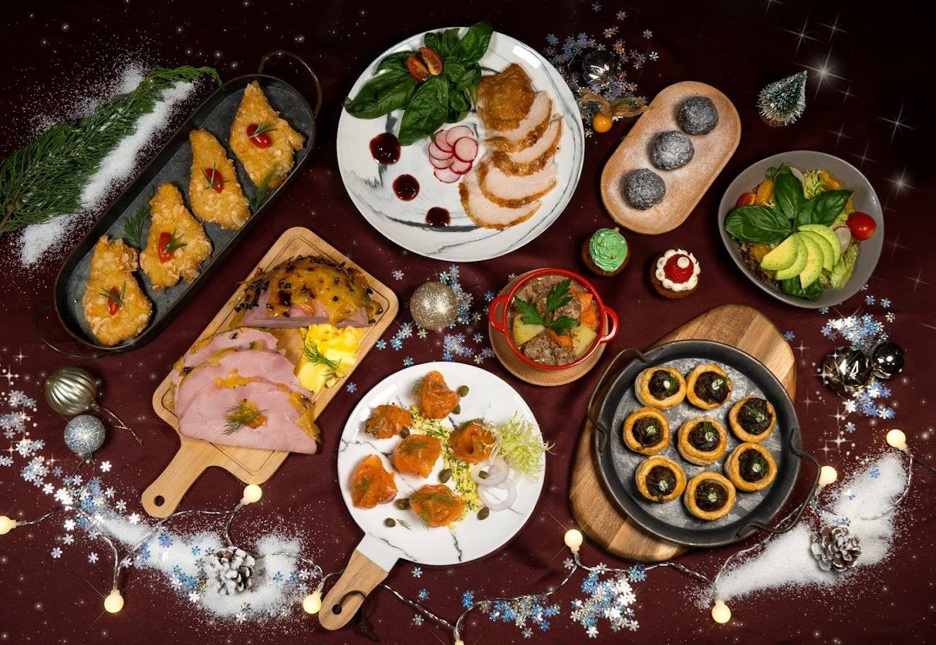 香港六國酒店 【聖誕限定 - 閃爍冬日住宿優惠】高級雙人客房 + 4 小時閃爍冬日瀛風晚市放題 + 雙人早餐套餐 + 節日禮遇｜香港六國酒店 2