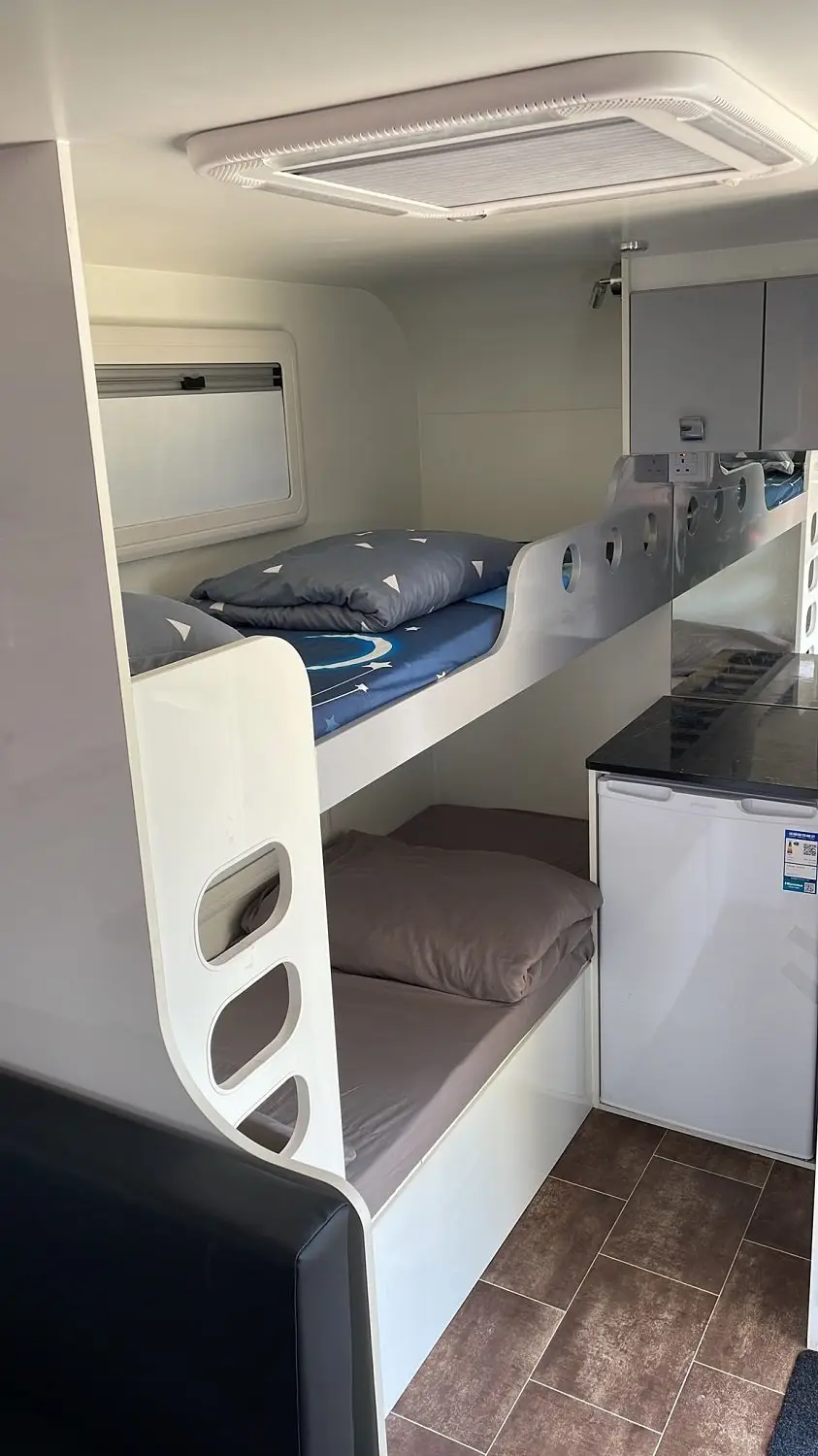 Long Coast Seasports - Lantau Island Cheung Sha Beach Water Activities & Glamping 【Cheung Sha Village 】Deluxe Caravan+Free Water Sports Voucher (For 4 Ppx) 4