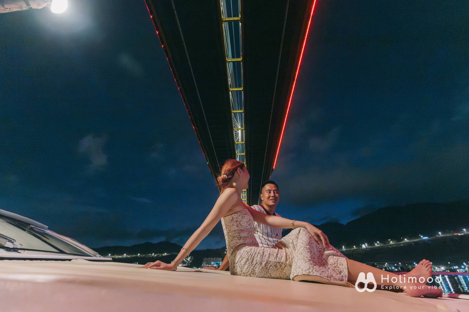 Holimood HK 【Starry Harbour Cruise】The Pinnacle of Luxury Yachting 14