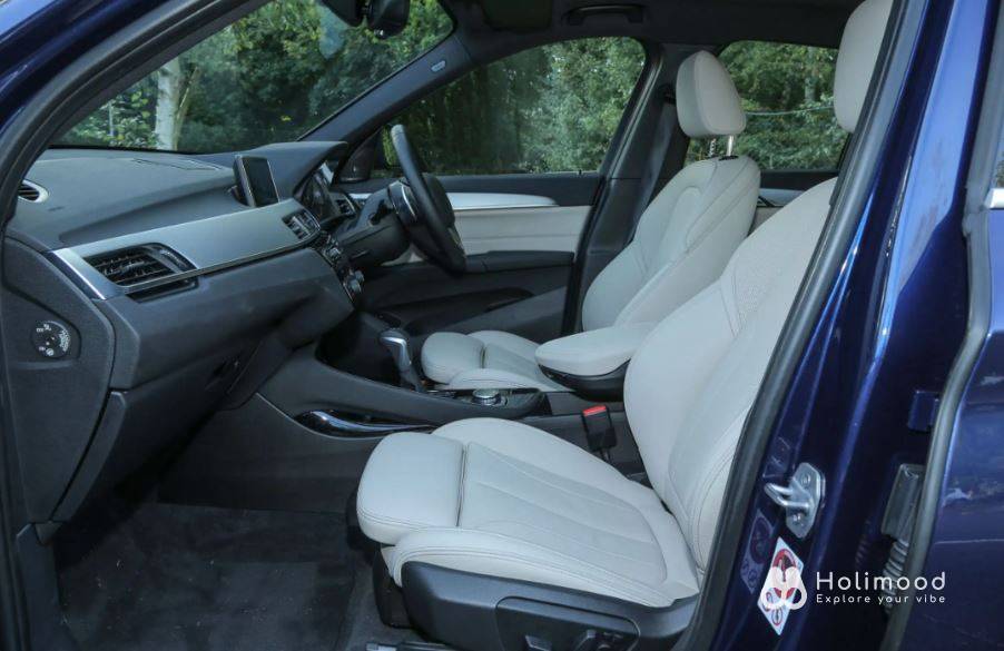 Flying Auto Hong Kong BMW X1 18iDrive/ 220iA Coupe/ 530A Luxury - 日租/週租 2