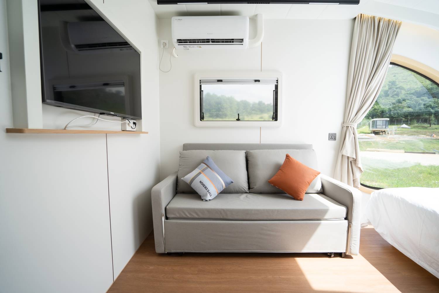 Park Nature Hillside Caravan Site Exclusive Offer 【Pet Friendly】Star Capsule ( 2-4pax ) 10