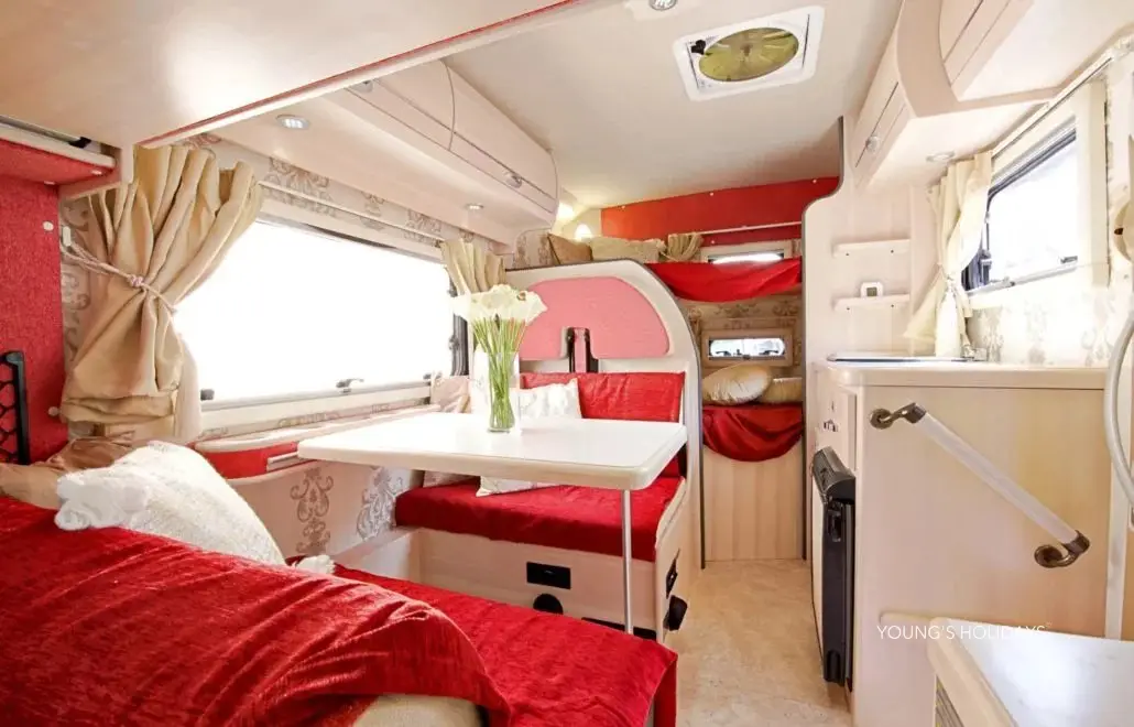 Young's Holidays - Diving Tours, Self-Drive Trips, Japan Campervans 【Tokto】Japan 5ppl RV Caravan 24 hours Rental Experience(JTSR) 3