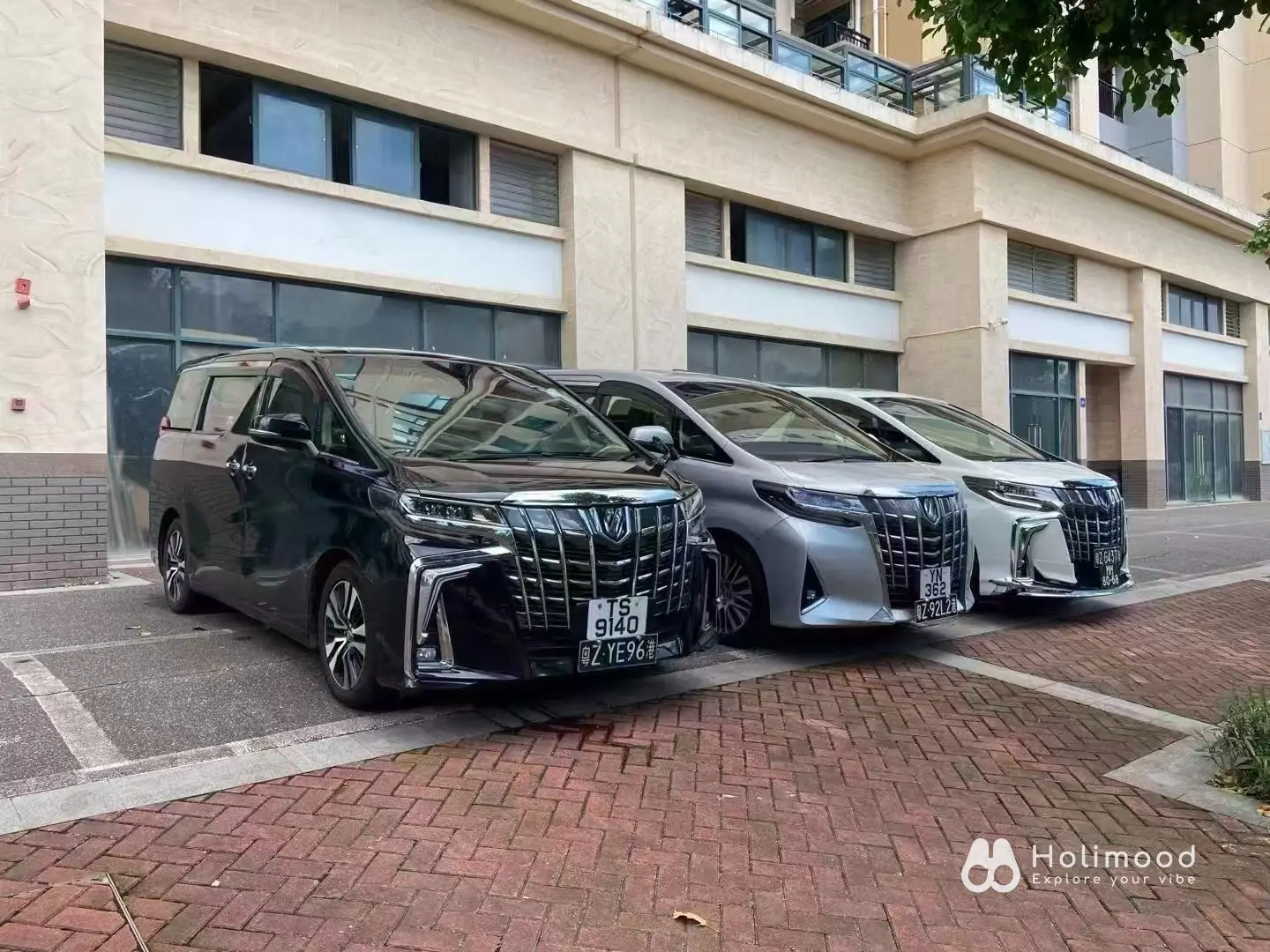 點對點中港車 【香港至珠海拱北/澳門及橫琴】跨境商務7人/8人包車 14