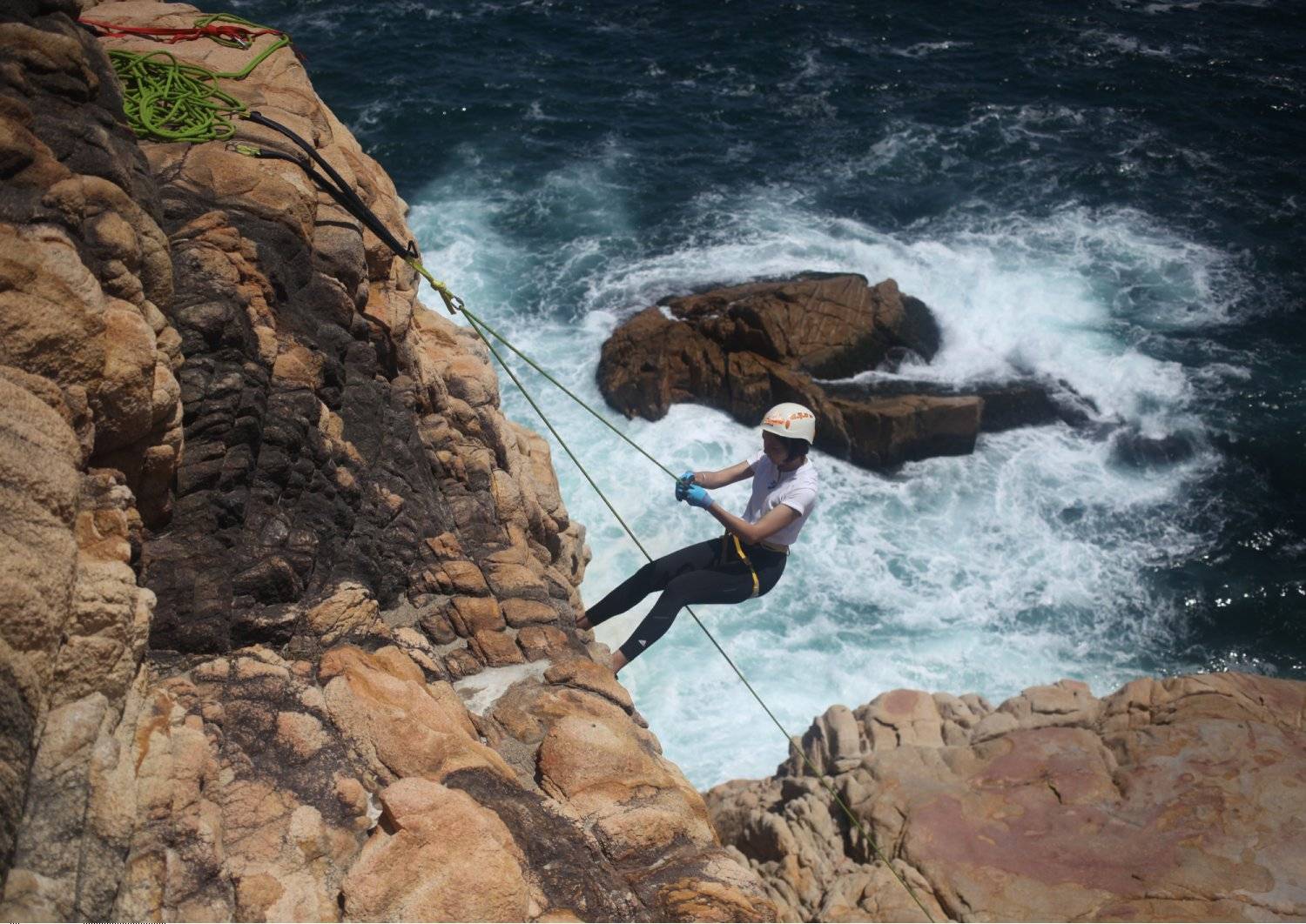 Explorer Hong Kong 【石澳】飛索、攀岩及沿繩下降體驗 - 私人包團 (8人起) 12