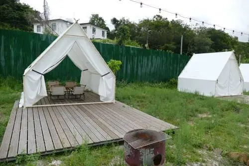 WE CAMP 元朗露營 - 15萬呎營地|豪華露營、汽車露營、塘景露營體驗 【超大草原C-zone】【自扎營】 車邊/露營Feel/豪華版BBQ/火鍋專用區/獨享場地 1