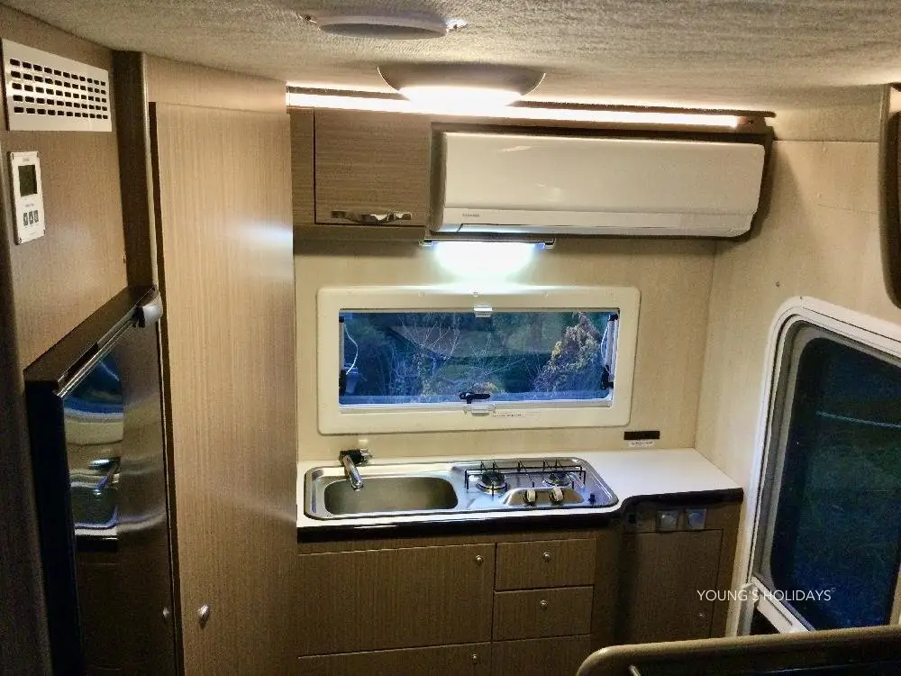 Young's Holidays - Diving Tours, Self-Drive Trips, Japan Campervans 【Tokyo Narita】Japan 5ppl RV Caravan 24 Hours Experience(VCL) 7