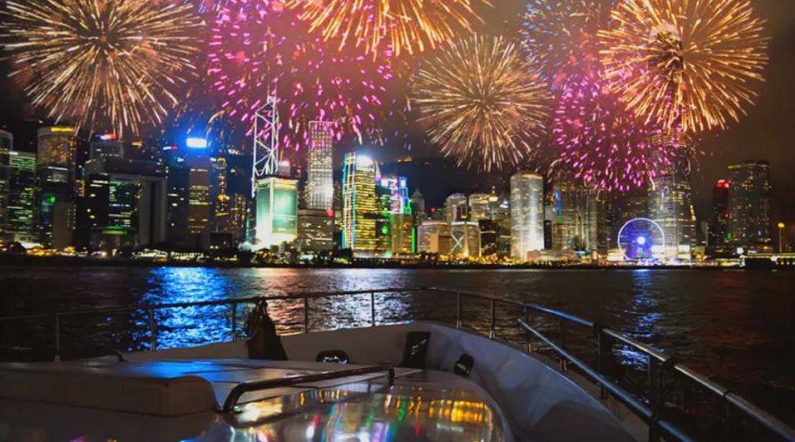 Holimood HK 維港十一國慶煙花2025【免費海上晚餐&自助暢飲】 3