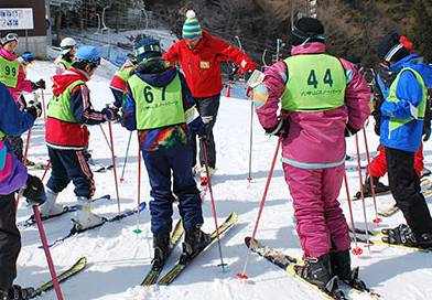星程旅遊獨家優惠|日本、韓國、泰國 - 活動門票/套票/一天團 大阪滑雪1天團 六甲山(KJA-01) 2