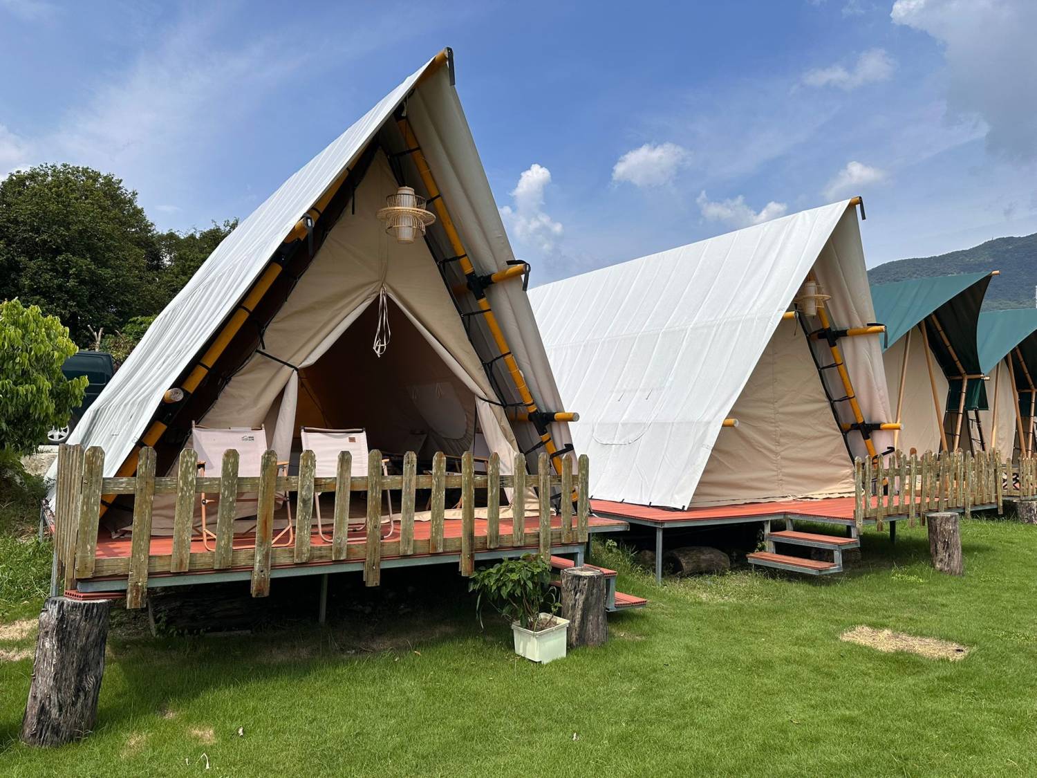 湖畔山谷 Lakeside Valley | 蓮麻坑豪華露營·帆船屋·星空營地 【蓮麻坑 Glamping 新場上架】- 山峰營 1